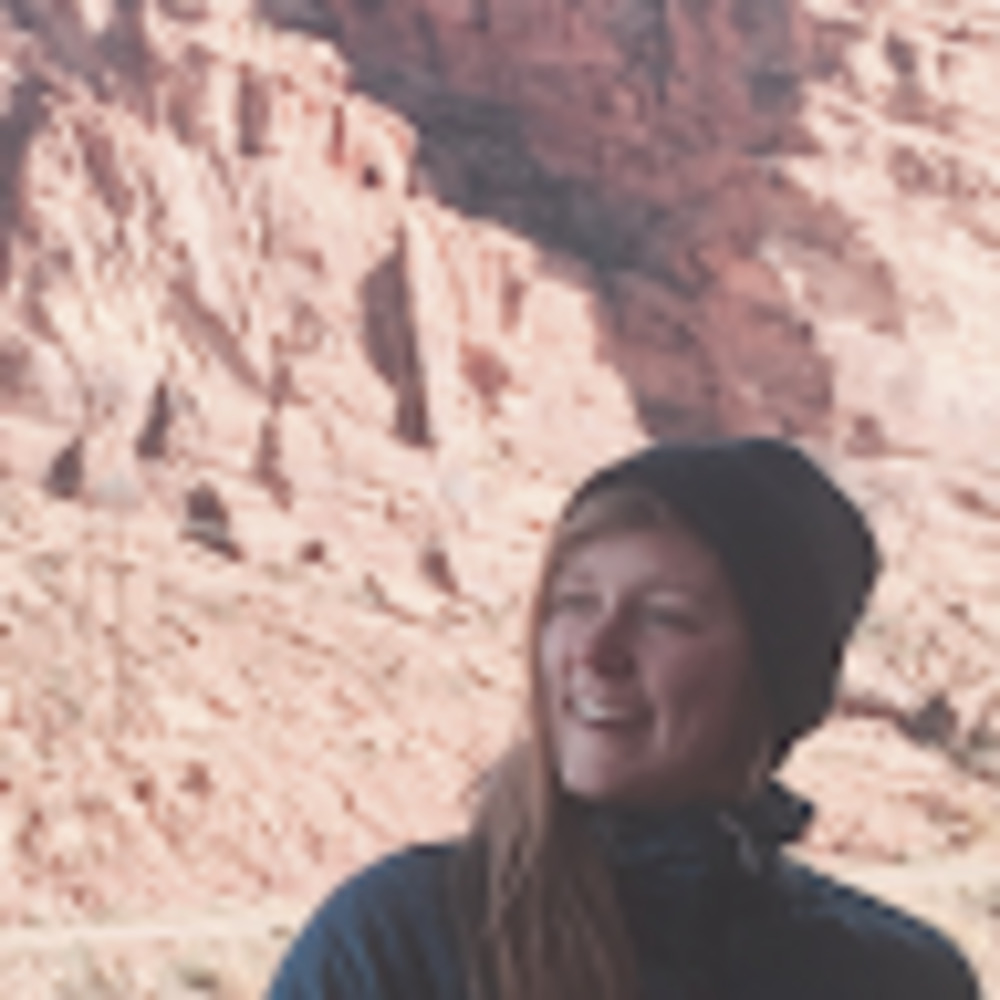 Meet your Posher, Lauren